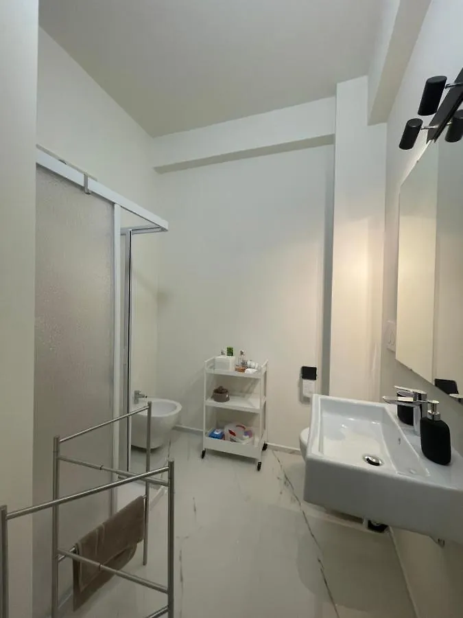Lt Sax Apartment Bari Italy